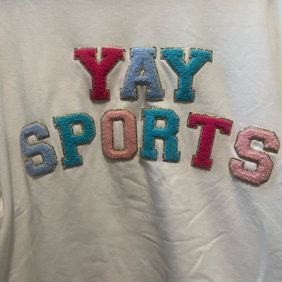 Sweatshirt - Picture 2 of 4